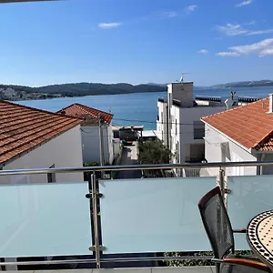 Apartment Cavar, Trogir